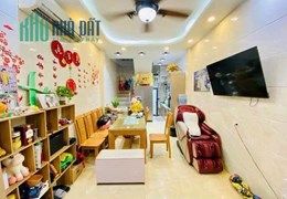BÁN NHÀ GẦN PHỐ 10M RA ÔTÔ 6 TẦNG DT:35M2 3 NGỦ GIÁ:4x TỶ XÍU PHỐ GIÁP NHẤT GẦN ROYAL CITY NGÃ TƯ
