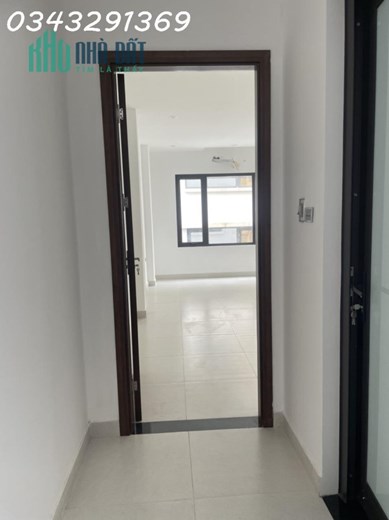 Bán ngõ 639 Hoàng Hoa Thám Quận Ba Đình nhà mới 38M x 5 tầng Giá 4.9 tỷ