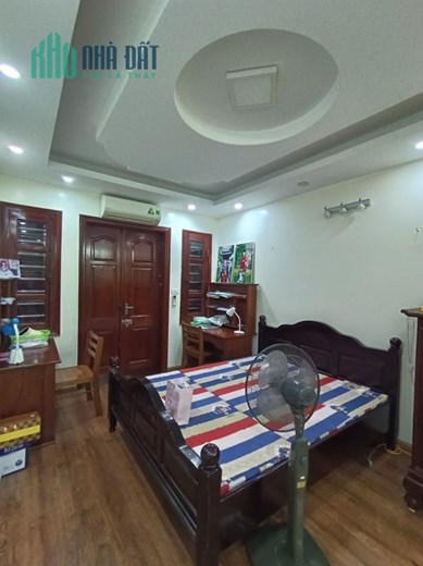 Bán nhà Văn Cao, Ba Đình. 51mx5; giá 8 tỷ 9.