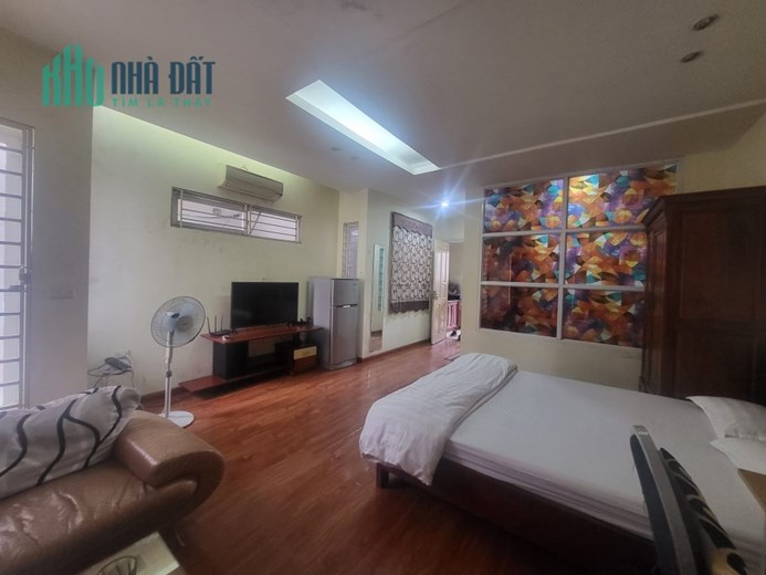 Mặt ngõ Oto Ngọc Hà 62m², 4 tầng, MT 4.5m, giá 13 tỷ Ngọc Hà. Mua liên hệ: O94lO7l689