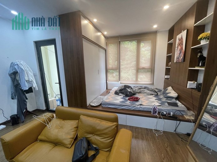 Bán nhà Mặt ngõ Oto Bưởi 45m², 6 tầng, MT 5.5m, giá 10.5 tỷ Ba Đình. Mua liên hệ: O94lO7l689