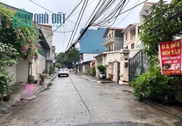 Bán Đất Phố Ngọc Trì , Quận Long Biên , Giá 2.1 tỷ -  30M – MT 3M .