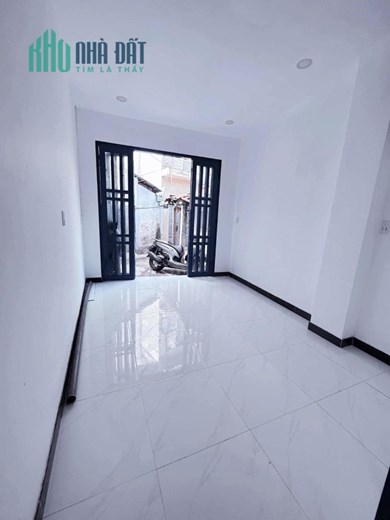 NHÀ HẺM BA GÁC QUẬN 1, HỒ HẢO HỚN GIÁ HƠN 3 TỶ