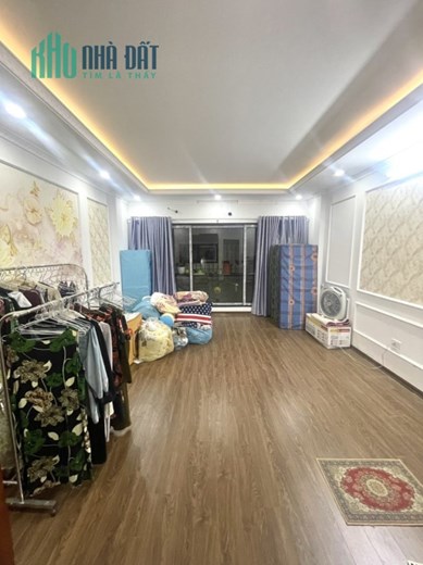 Bán nhà đẹp ở ngay Nguyễn Lương Bằng 45m2 x 5 tầng, ngõ thông, 5.3 tỷ
