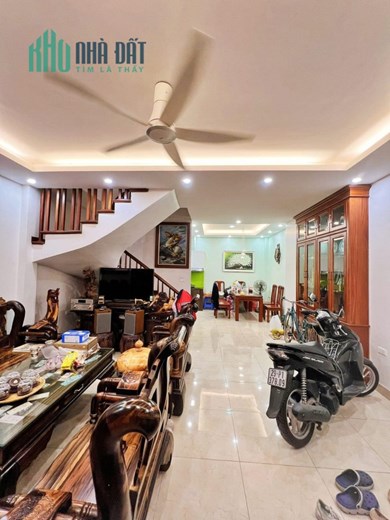 Bán nhà Thái Thịnh, Đống Đa, gần phố, 55m2 5T MT5.5m, giá 6.7 tỷ