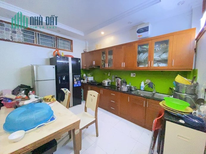 Bán nhà Hoàng Cầu, phân lô, Ô Tô, Kinh doanh, 60m2 6T MT4.5m, giá 12.9 tỷ