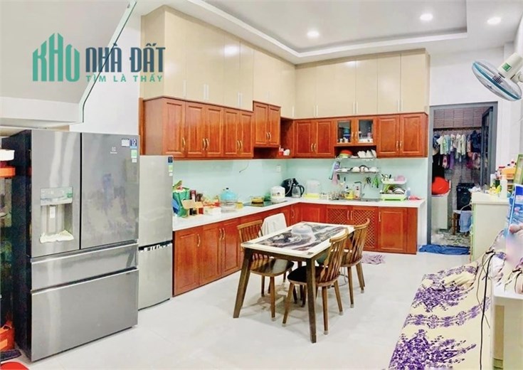 Gấp bán giảm 1 tỷ! Nguyễn Sơn, Tân Phú – HXH, 56m2, 4 tầng, chỉ 6.2 tỷ