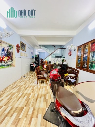 *Bán Gấp Nhà 1 sẹc Lô Tư BHH A 48m2, 2 Tầng Giá 3 tỷ x