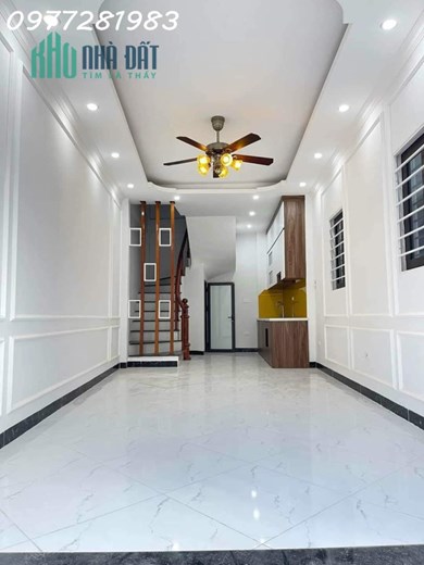 NHÀ MỚI CẠNH TRỊNH VĂN BÔ, 37X5T, NGÕ THÔNG, 4 PN, GIÁ 2.95 TỶ