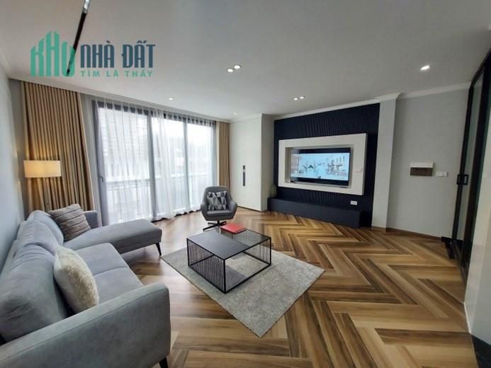 Bán nhà 7 tầng Bồ Đề,Long Biên 36m2 ,Mt 5m,thang máy ,gara nhỉnh 7 tỷ