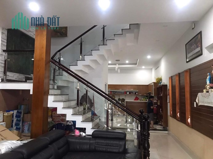 Nhà đường man thiện tăng nhơn phú A DT 232m đúc 4 lầu