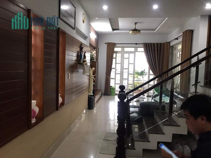 Nhà đường man thiện tăng nhơn phú A DT 232m đúc 4 lầu