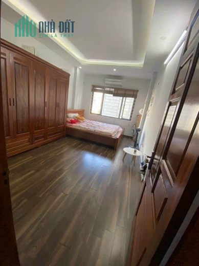 Cho thuê nhà Yên Hoà, Nguyễn Khang CG 40mx5T 4pn thông sàn mới tinh hơn 10 tr ở ngay