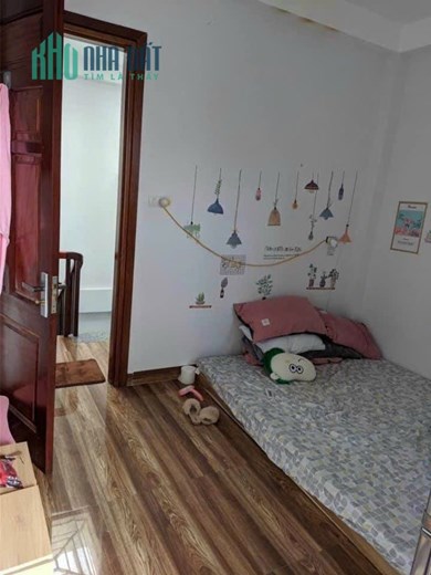 Cho thuê nhà Yên Hoà, Nguyễn Khang CG 40mx5T 4pn thông sàn mới tinh hơn 10 tr ở ngay