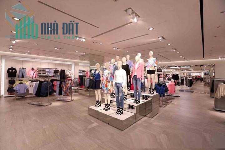 ►Nhà Mặt Tiền Lê Duẩn, 415m2, 18x23, 3 tầng, Kinh Doanh Đăng Cấp