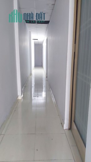 Bán nhà hẻm oto Hòa Bình quận Tân Phú 4 x 25M -2T chỉ hơn  6 tỷ còn TL