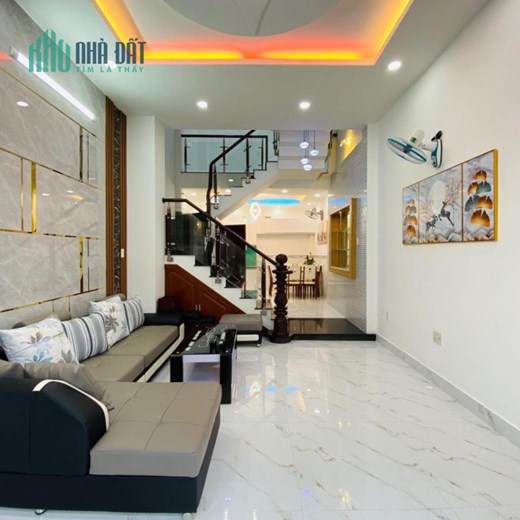 Bán nhà Bùi Quang Là P.12 Quận gò vấp, 4 tầng, Đ. 5m, giá giảm còn 5.3 tỷ