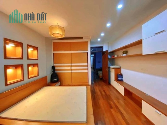 BÁN NHÀ KIM HOA, 50m2x 4T, MT3.5m, Ô TÔ ĐỖ CỔNG, LÔ GÓC, KINH DOANH, CHỈ NHỈNH 5 TỶ