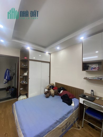 Bán Gấp Nhà phố Hoàng Cầu ôtô thang máy 50m 6Tầng MT 4,1m  hơn 17 tỷ LHCC.
