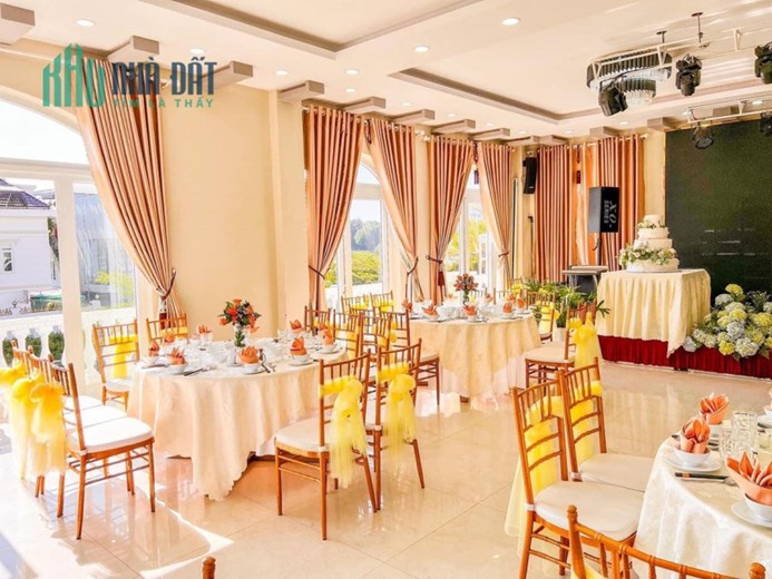 Bán nhà hàng KQH Gold Valley P2 Đà Lạt 340m2