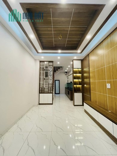 NHÀ THIẾT KẾ HIỆN ĐẠI FULL NỘI THẤT SÁT PHỐ 33M2 5 TẦNG NHỈNH 3 TỶ GIÁP NHỊ