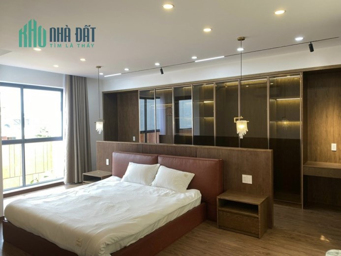 Bán Villa Nam Việt Á - Lê Văn Thủ - Tựa sông kề biển - Dòng tiền 120Tr/T - Giá chỉ 19.x tỷ