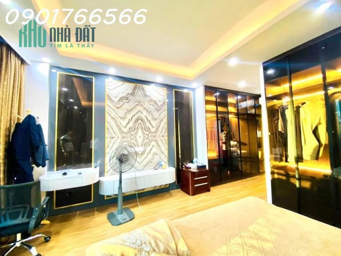 Nhà đẹp Quận Hoàng Mai, Phố Trương Đinh, 55m x 6T, Giá hơn 11 tỷ.