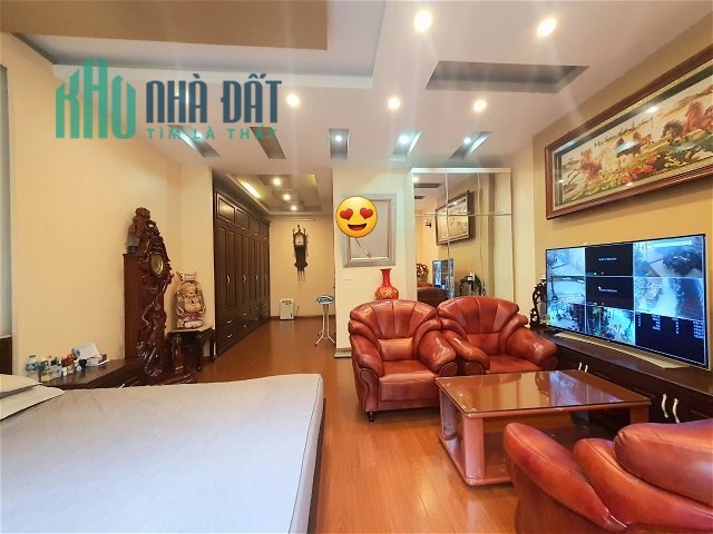 Bán nhà mặt phố Lạc Long Quân, Quận Tây Hồ, gần Lottemall 166m 59 tỷ