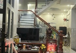 Bán nhà phường 10 quận Tân Bình 4x13 đúc 3 tấm nhà  đẹp gần chợ vải Tân Bình.