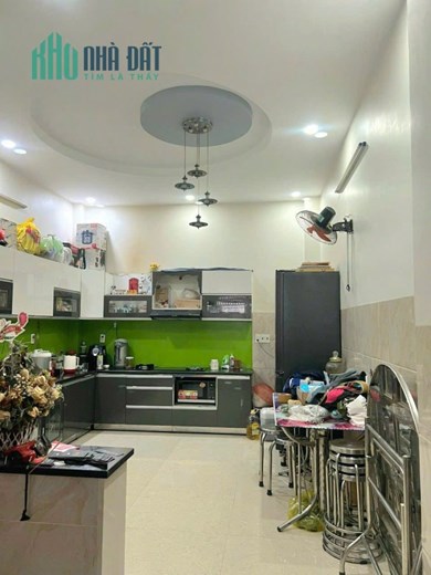 Bán nhà phường 10 quận Tân Bình 4x13 đúc 3 tấm nhà  đẹp gần chợ vải Tân Bình.