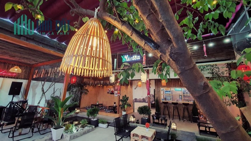 Chính chủ cần bán đất có sẵn quán cafe đang kinh doanh vị trí đẹp tại Bình Dương