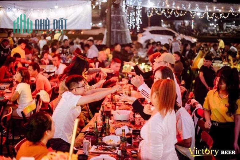 SANG NHƯỢNG QUÁN NHẬU NHẠC DJ ĐỊA CHỈ LÔ 38 - 30 HOÀNG THỊ LOAN, LIÊN CHIỂU, ĐÀ NẴNG