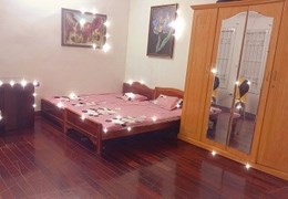 Cho thuê nhà riêng hoặc phòng studio tại phố Hàng Cân, Hoàn Kiếm, 0987166402