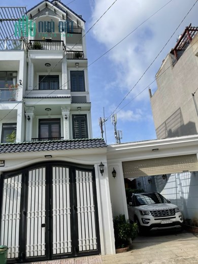 Cần bán Nhà 4 Tầng hẻm 8m đường Lê Văn Chí, P. Linh Trung, 74m², Giá 8.5 Tỷ -