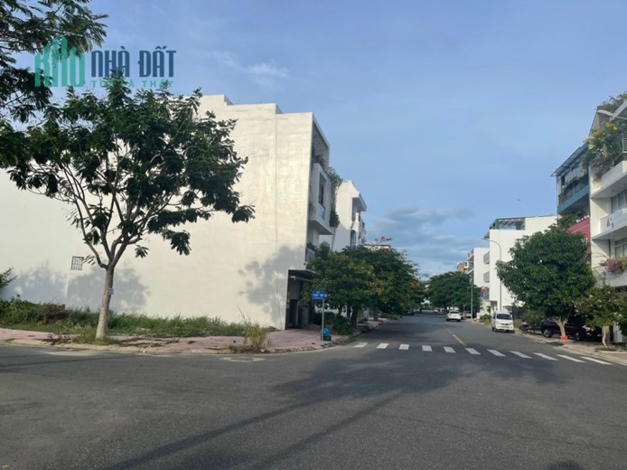 Bán đất lô góc đường Lạc An kđt Lê Hồng Phong 1, Nha Trang giá rẻ chỉ 65 tr/m2