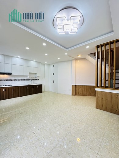 Bán Nhà Nguyễn Thái Sơn Gò Vấp 42m2 Ngang Khủng 4 Tầng giá 5 Tỷ 6