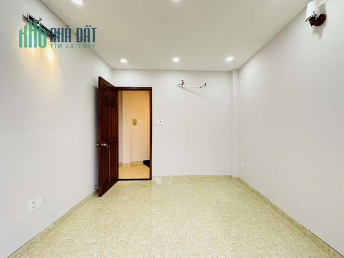 Bán Nhà Nguyễn Thái Sơn Gò Vấp 42m2 Ngang Khủng 4 Tầng giá 5 Tỷ 6