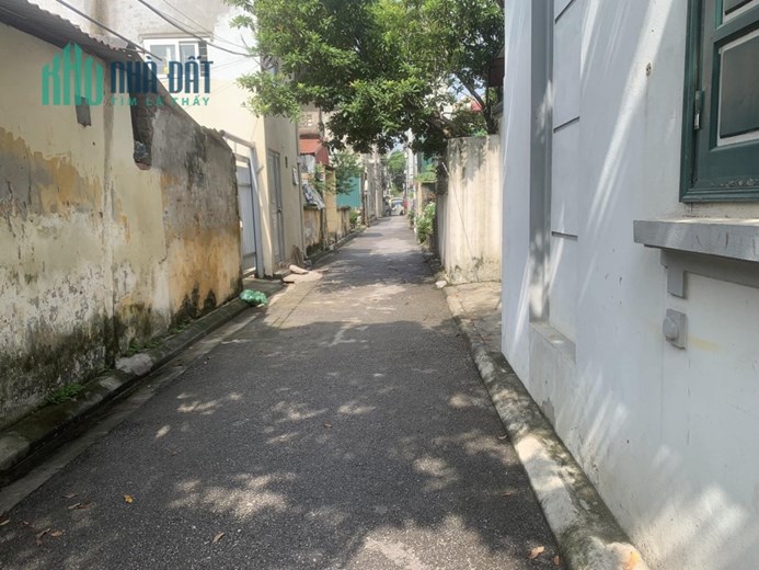 Bán Đất Giang Biên 105M Chia Lô , Đầu Tư , Cực Rẻ Chỉ 60TR/M