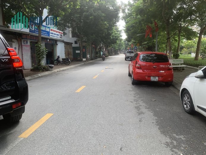 Bán Đất Giang Biên 105M Chia Lô , Đầu Tư , Cực Rẻ Chỉ 60TR/M