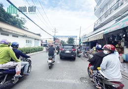 MẶT TIỀN KINH DOANH - NGAY CHỢ HIỆP THÀNH QUẬN 12 - DTSD.160M2, NHÀ CẤP 4 CŨ TIỆN XÂY MỚI - CHỦ XÁC