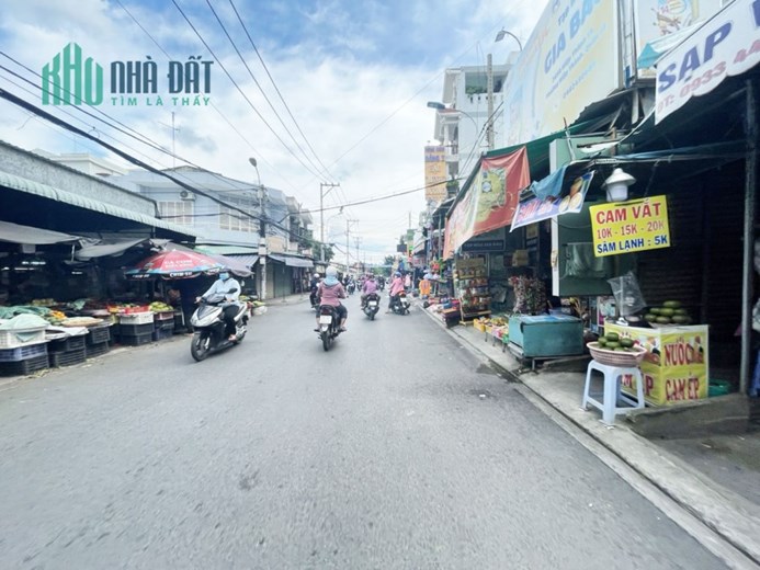 MẶT TIỀN KINH DOANH - NGAY CHỢ HIỆP THÀNH QUẬN 12 - DTSD.160M2, NHÀ CẤP 4 CŨ TIỆN XÂY MỚI - CHỦ XÁC