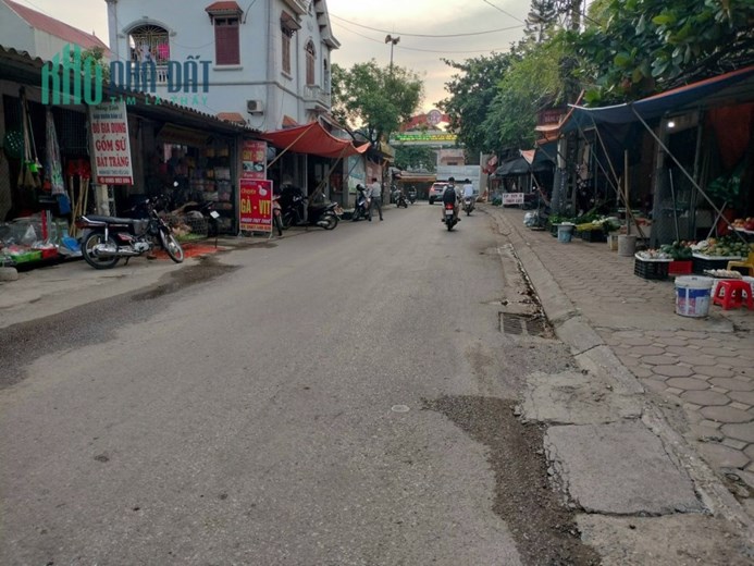 Hơn 800 triệu sở hữu ngay mảnh đất giữa vùng Cốt Lõi Thành Phố Vệ Tinh Xuân Mai. 
 Diện tích :