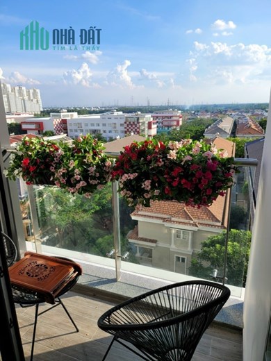 CẦN TIỀN BÁN LỖ MIDTOWN 2PN M8  CĂN GÓC VIEW SÔNG CĂN 1 0 2