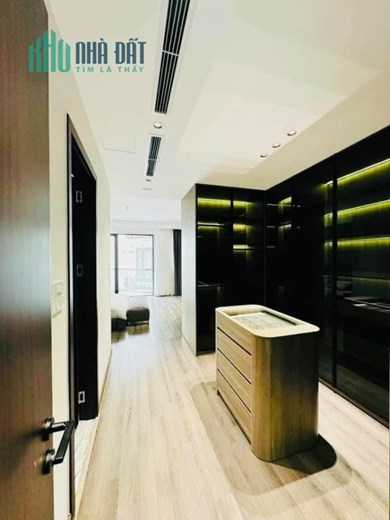 nhà đẹp Ngọc Lâm, 75m x 7tầng, mặt tiền 5.6m, thiết kế hiện đại, gara, full nội thất