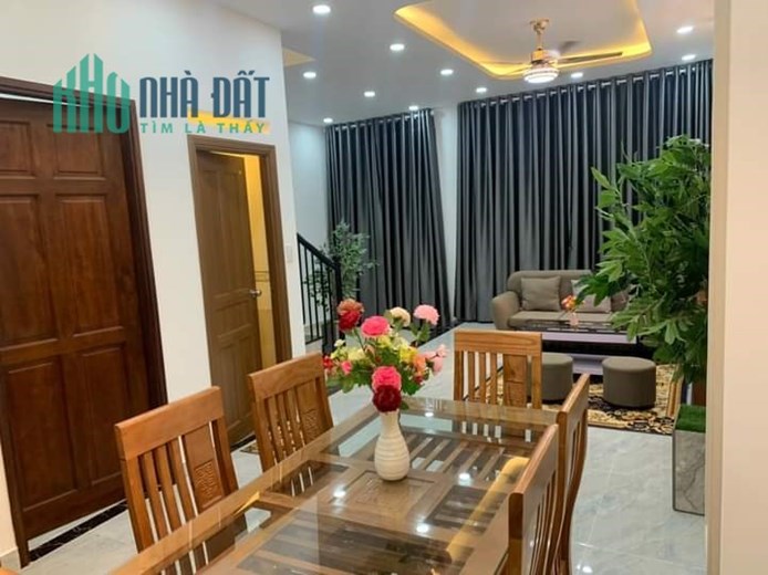 NHÀ BÁN GẦN QUỐC LỘ 1A – VƯỜN LÀI - TẶNG NỘI THẤT ĐẸP