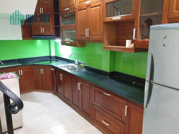 Cho thuê Nhà Hoàng Hoa Thám, Ba Đình 35mx5T 3pn đẹp ở ngay hơn 10 tr kho kd on