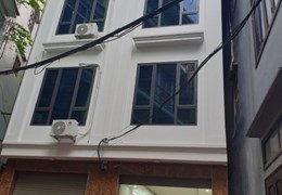 ĐẸP !! Cho thuê nhà 211 Khương Trung 46mx5T 5pn 5 điều hòa hơn 10 tr phun đồ ở ngay