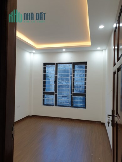 ĐẸP !! Cho thuê nhà 211 Khương Trung 46mx5T 5pn 5 điều hòa hơn 10 tr phun đồ ở ngay
