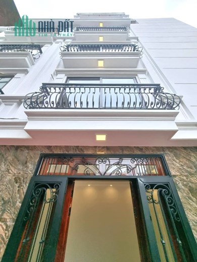 CHỈ 4 TỶ - NHÀ ĐẸP -TT THẠCHBÀN LONG BIÊN