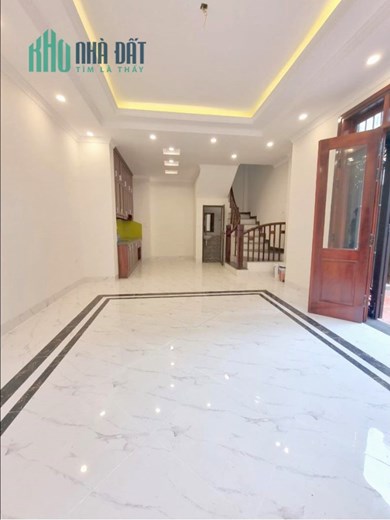 CHỈ 4 TỶ - NHÀ ĐẸP -TT THẠCHBÀN LONG BIÊN